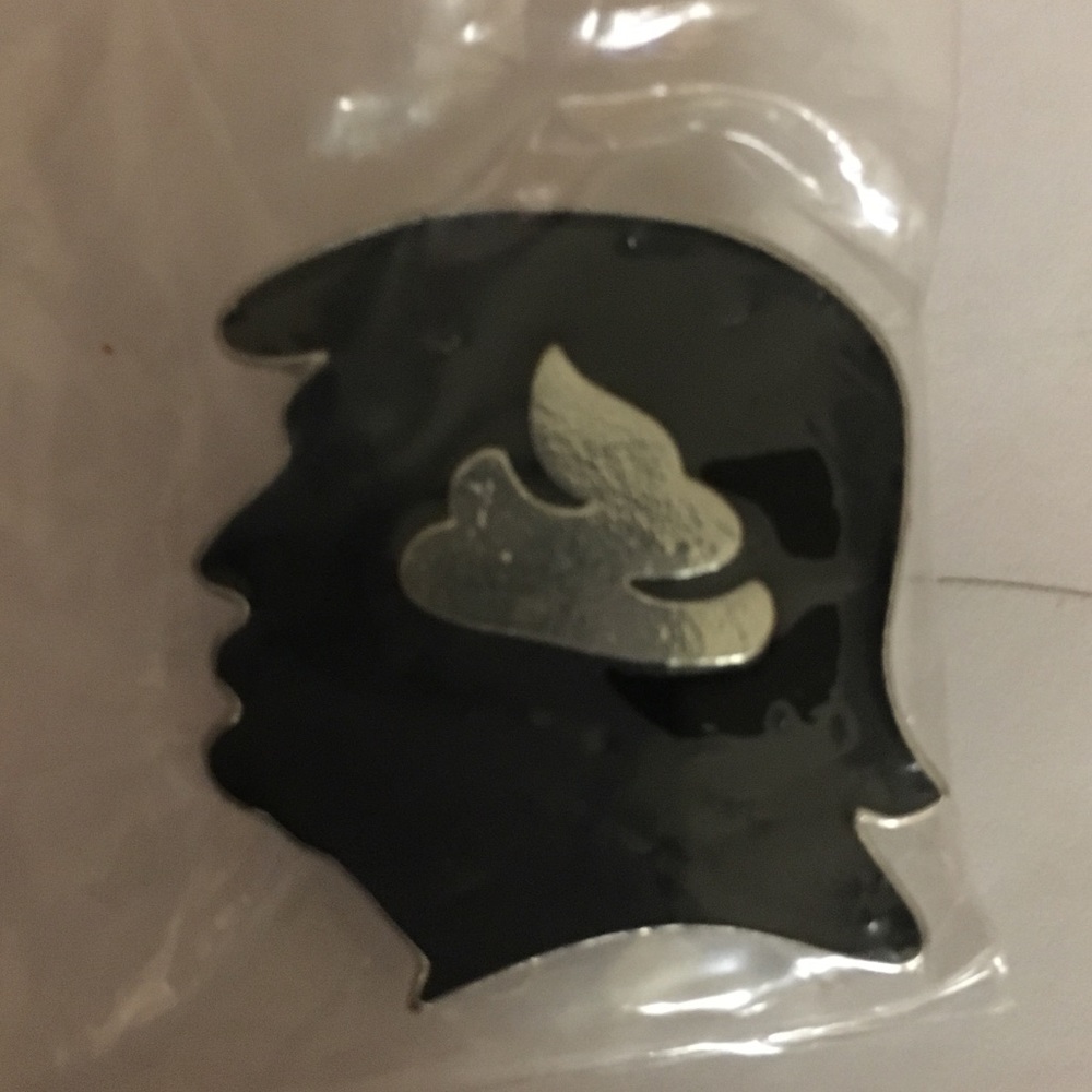 🎉CLOSING🎉Pin 3/$20if bundled